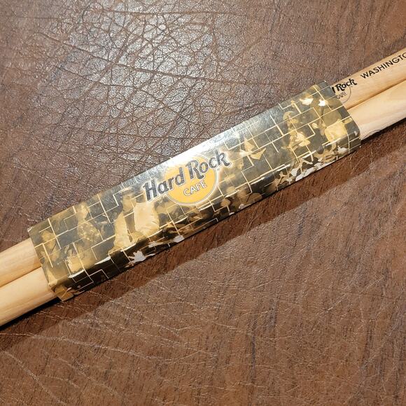 HARD ROCK CAFE HRC Natural Wood Drum Sticks 16" Washington D.C. - Picture 2 of 6